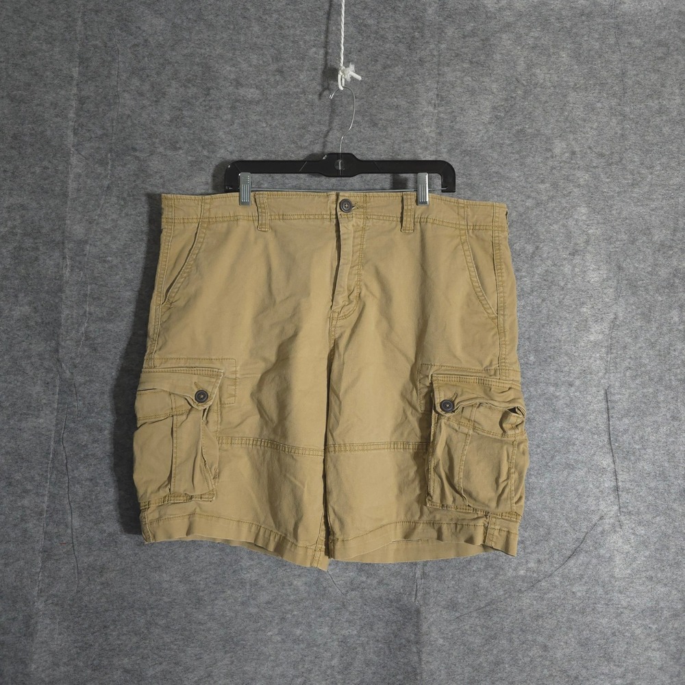 Aeropostale Mens Cargo Shorts Beige Casual Utility Active Size 38 Heavy Preppy